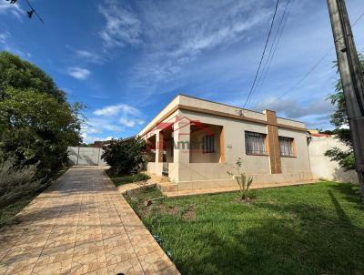 Casa para Venda, em Irati, bairro STROPARO, 3 dormitrios, 1 banheiro, 1 vaga